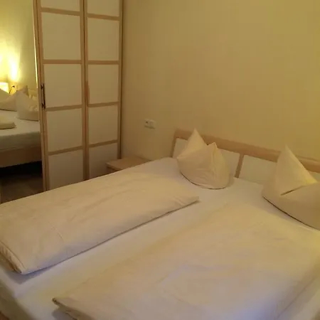 Apartment Clara *