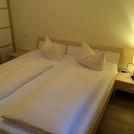 Clara Apartment